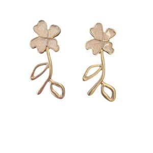 Gold Plated Flower Drop Earrings With Push-Back‎ Closure